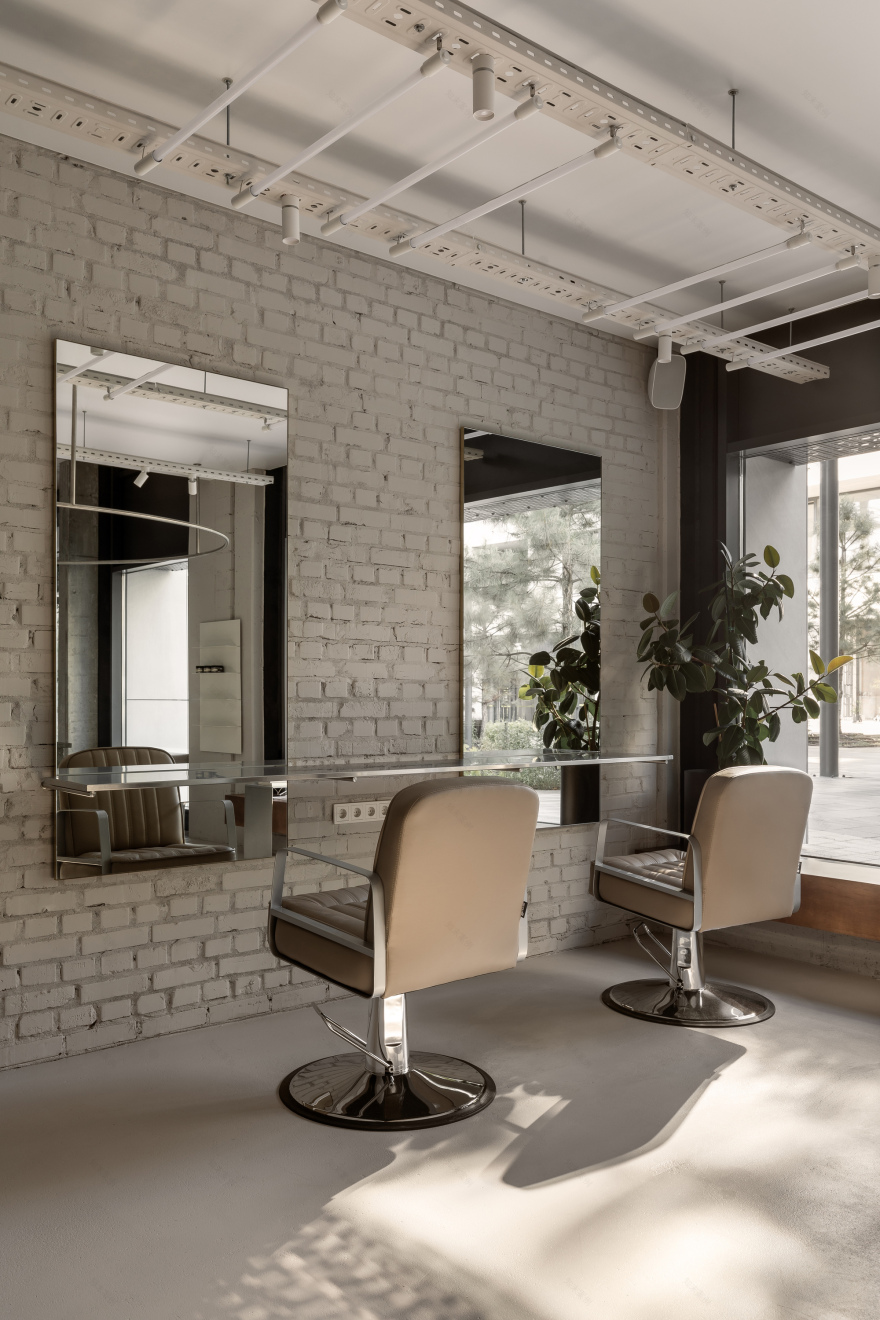 E·张力工作室(注:E·tension根据音译和合理推测意译组合得出,若E有特定含义需结合具体背景确定) 丨乌克兰基辅丨MAVA design-18