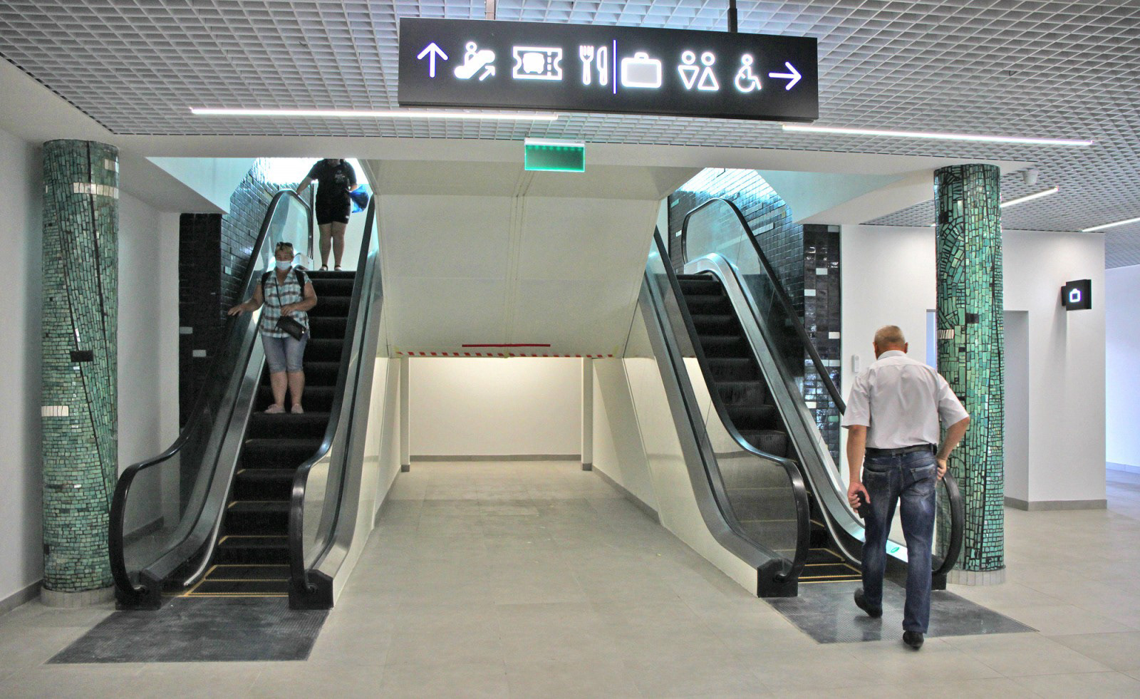 KYIV CENTRAL BUS STATION（基辅中央汽车站）丨乌克兰基辅丨M3 Group,Ivan Margytich等-64