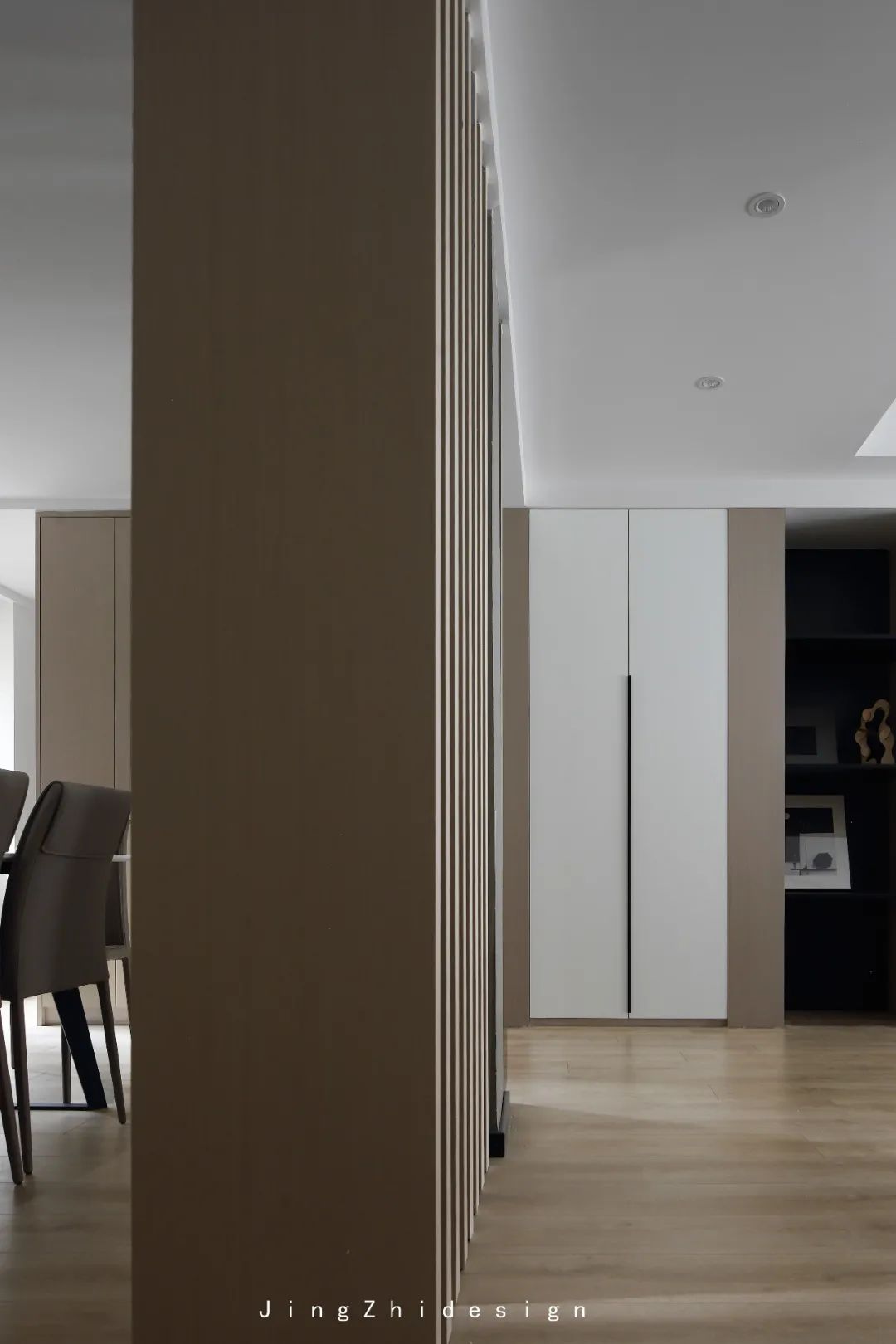 极简黑白灰,打造城市中的宁静栖息地-25