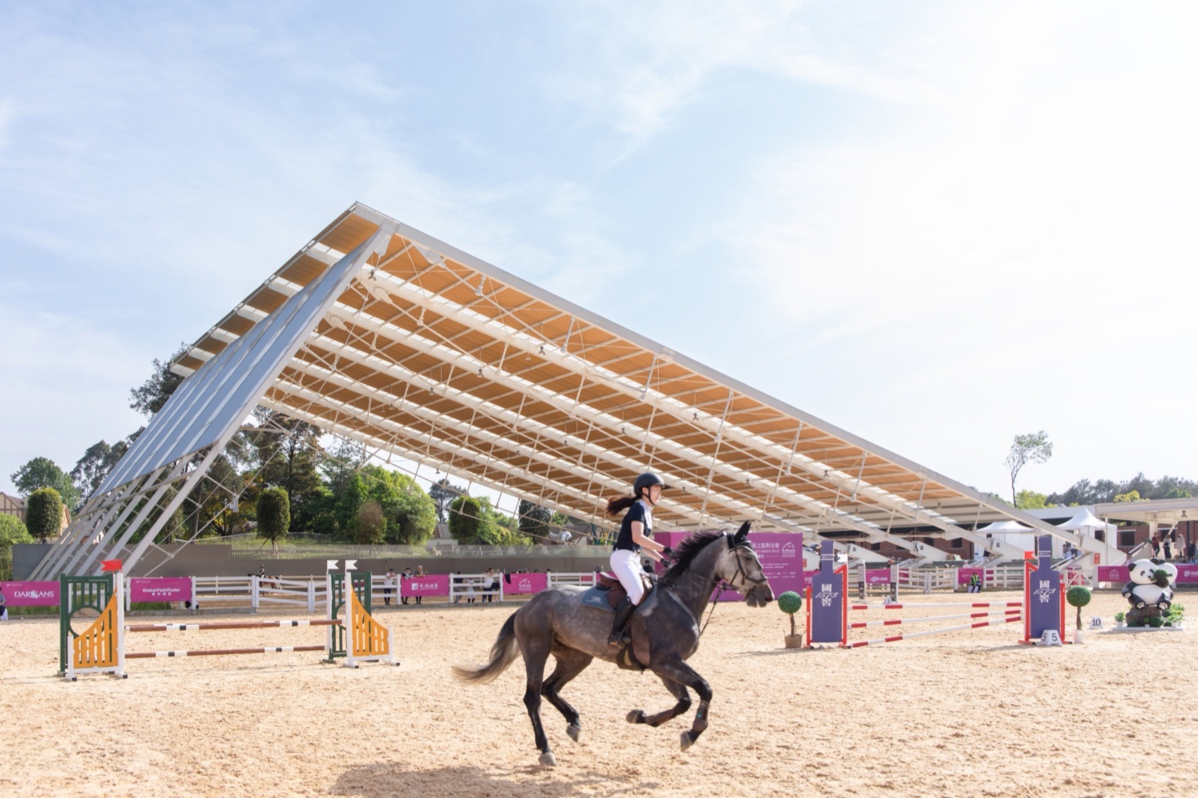 成都国际马术中心丨中国大兴丨四周建筑-42