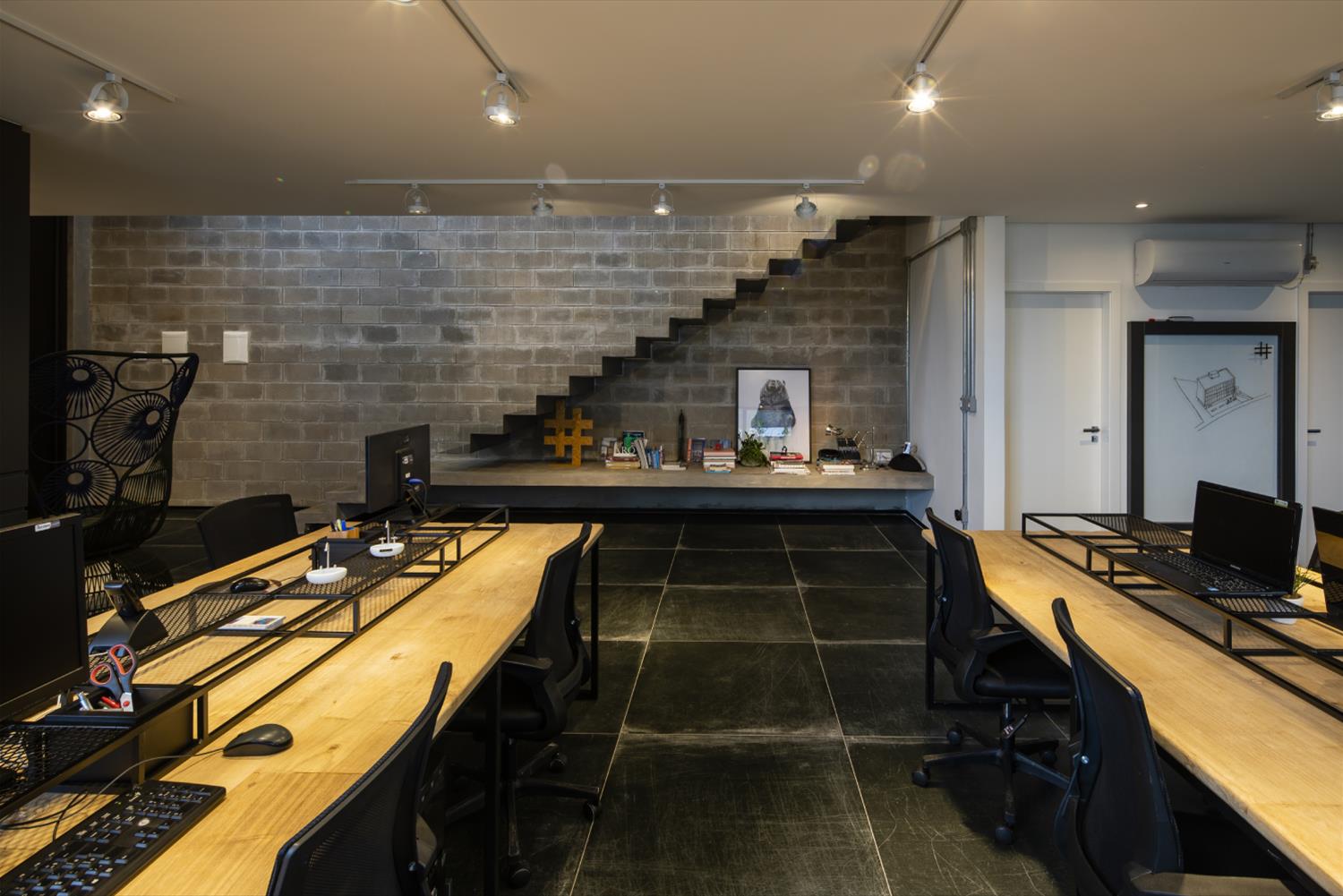 Tartan 建筑公司现代简约总部设计-2