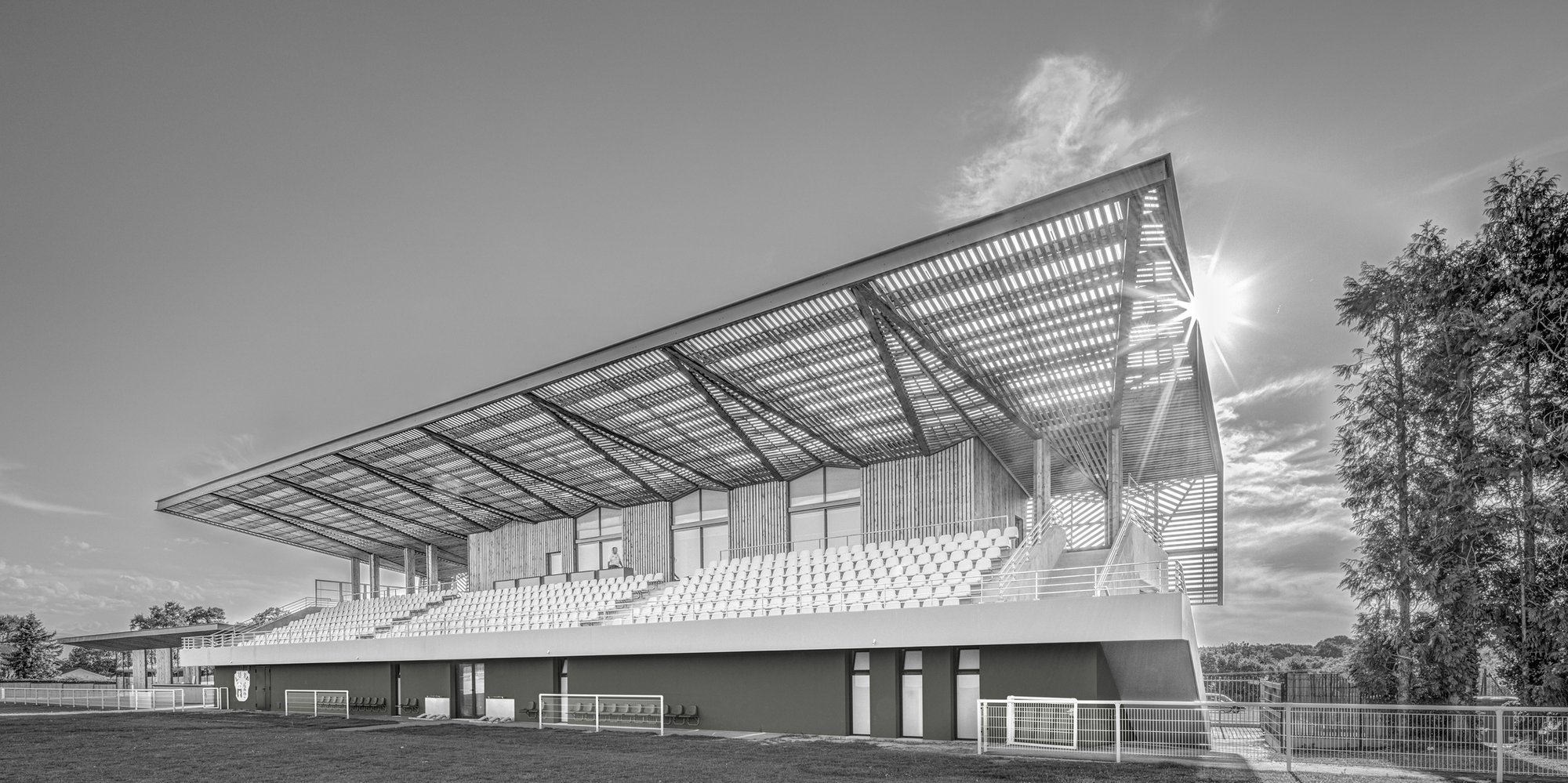 Stadium Ger / Camborde Architectes-22
