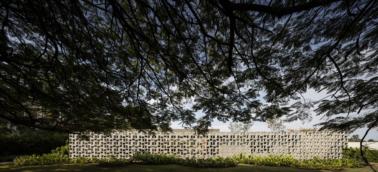 巴西 Pasqua House | 私密与公共空间的完美交融-54