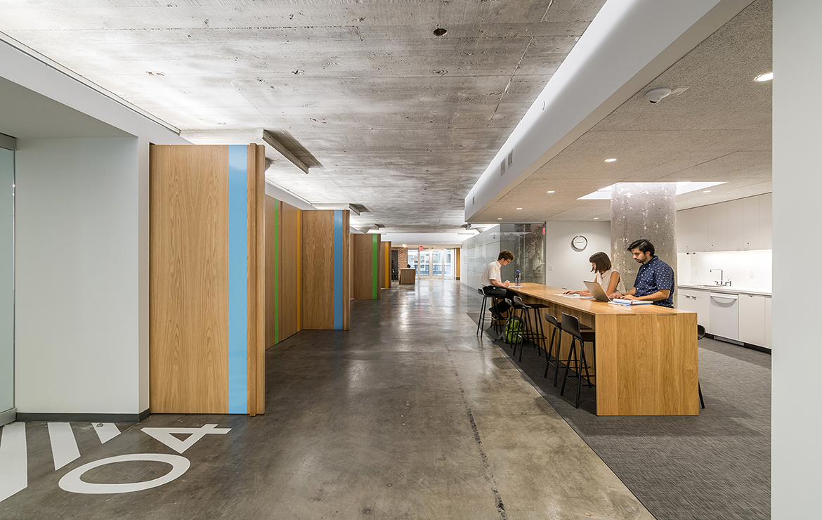 Memphis Teacher Residency | 温暖木质元素打造社区感教育空间-23