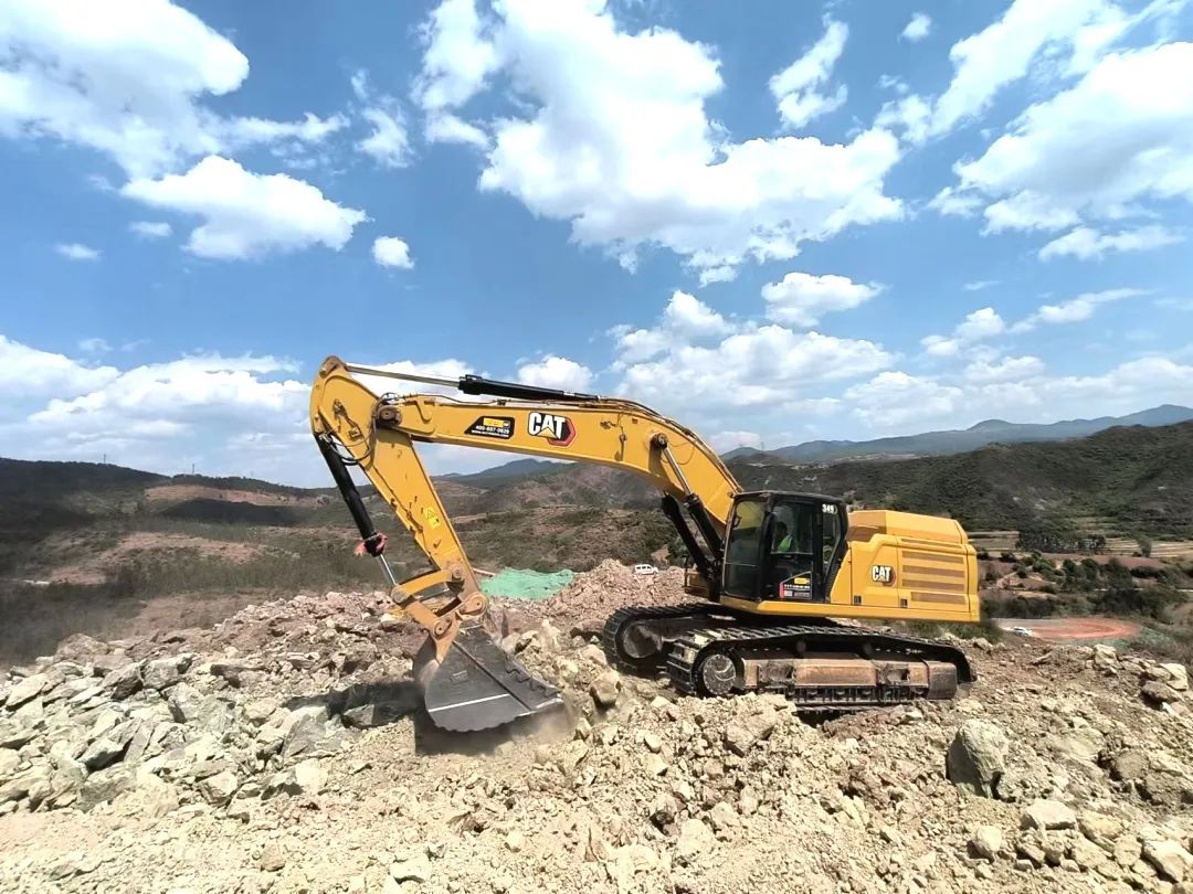 上海宝冶承建的禄丰市桃园220MW光伏电站项目成功并网-25