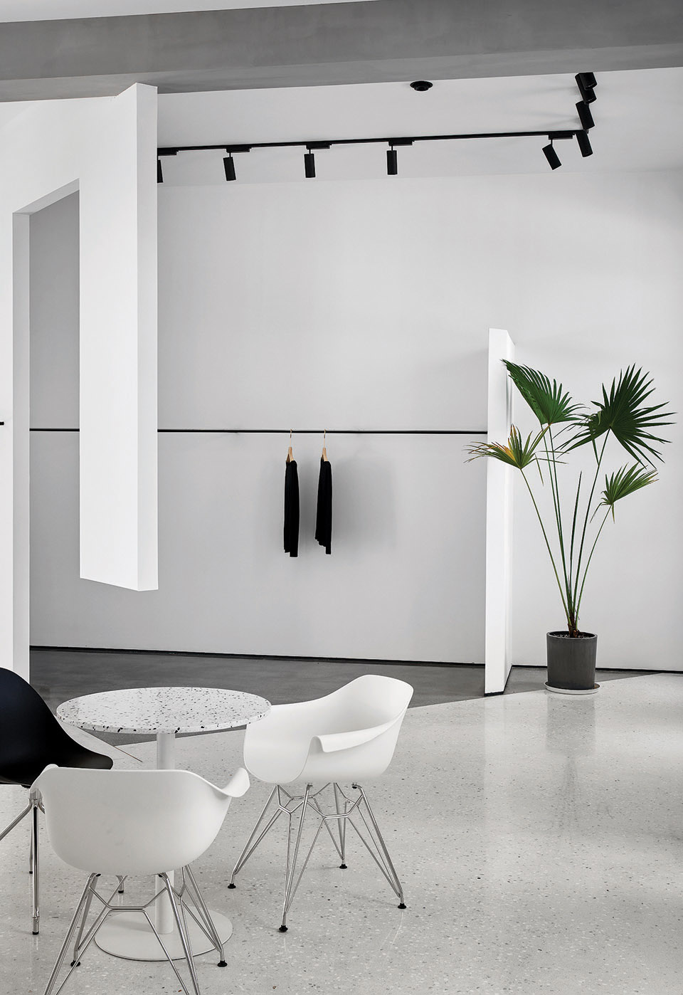 PHOENIXSIMPLE服装店，浙江 / 陌野室内设计工作室-17