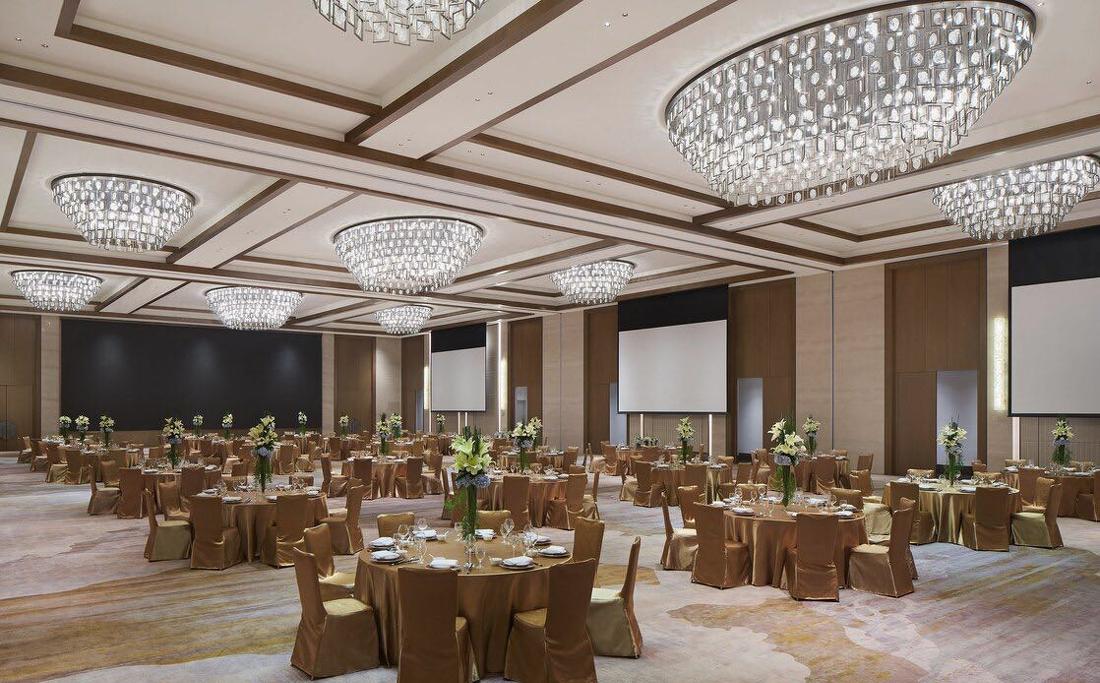 
银奖：太原滨河学府街亚朵酒店 -3