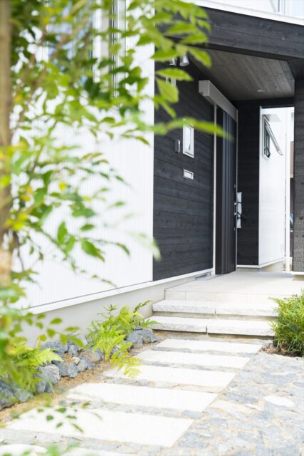 公園前の２世帯の住まい丨ｍ＋ｈ（エムアンドエイチ）建築設計スタジオ-14