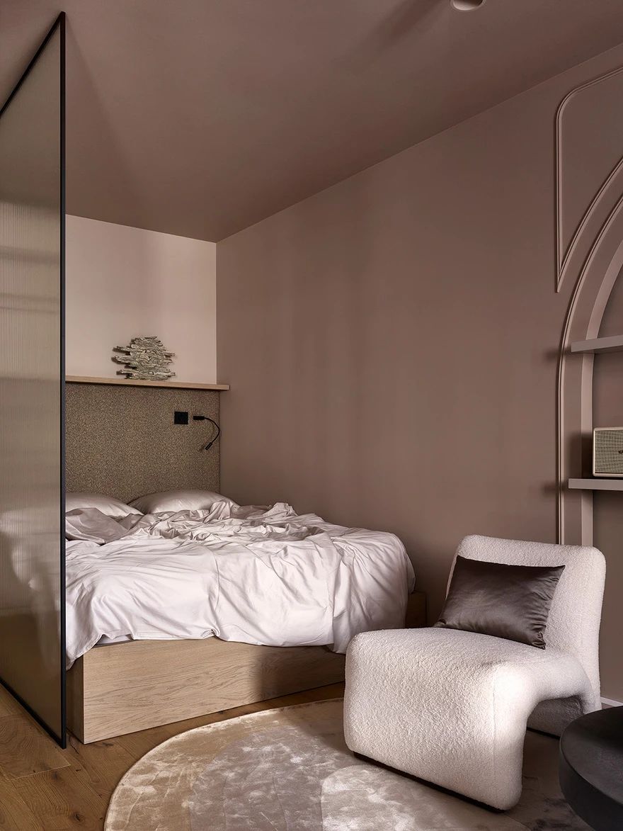 女孩的家丨Andrey Agamirov-12