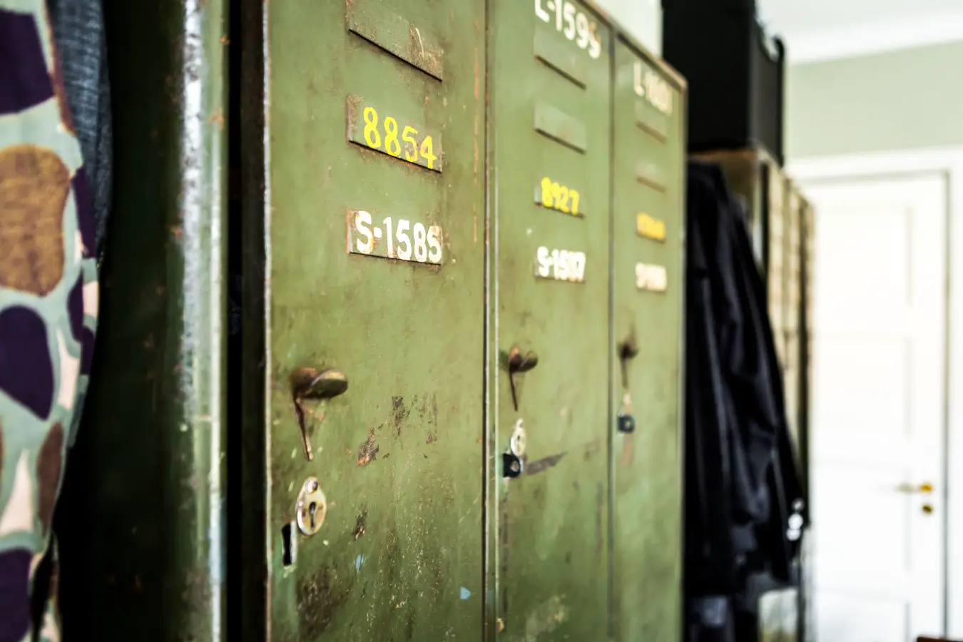 瑞典独特公寓 | 经典格局，别样设计-17