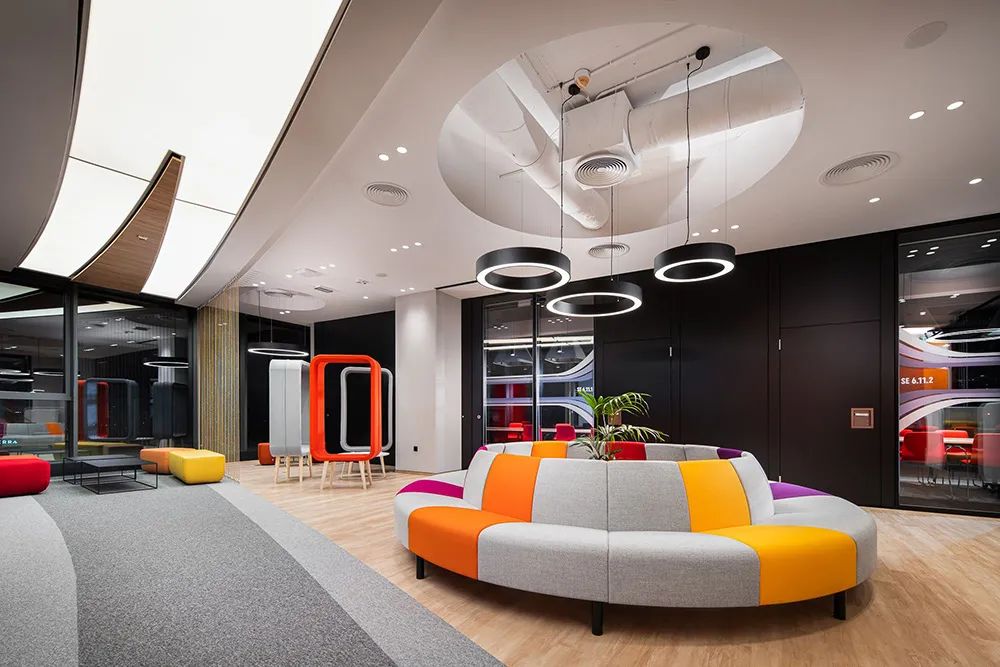 保加利亚可口可乐新办公室丨MoVe Architects-21