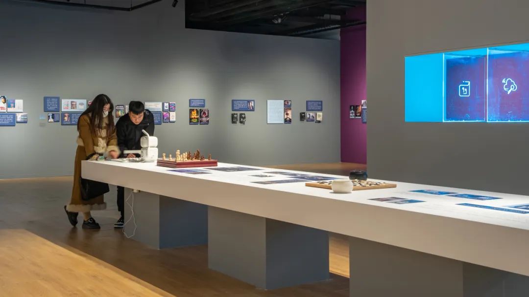 北京壹美美术馆“汉化版本从中关村出发的数字生活共同体”展陈设计-33