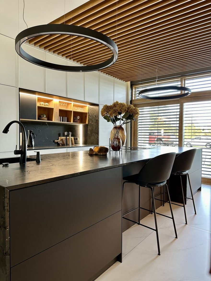 260-metrowe luksusowe wnętrze domu ze strefą SPA - zmysłowość i wyrafinowanie od KOiKO Design - PLN Design-6