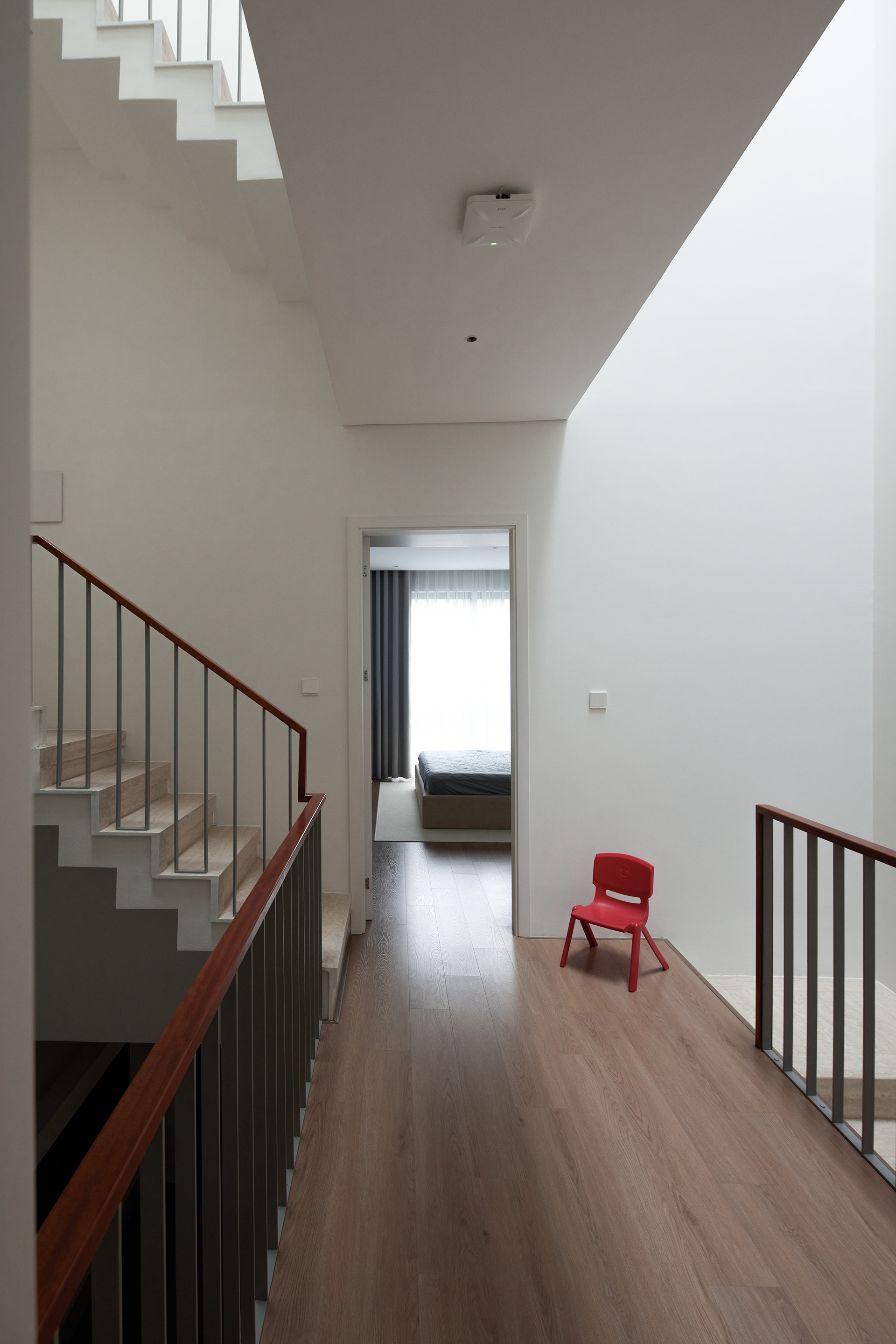 仁义之家；义之家（这里Yen Nghia可能对应越南语的Nhân nghĩa，是仁义的意思，在没有更多背景的情况下推测翻译，Yen Nghia直接音译可成延义等，但音译表意不明确，凭借较常见越南语语义选择意译） 丨越南河内-23