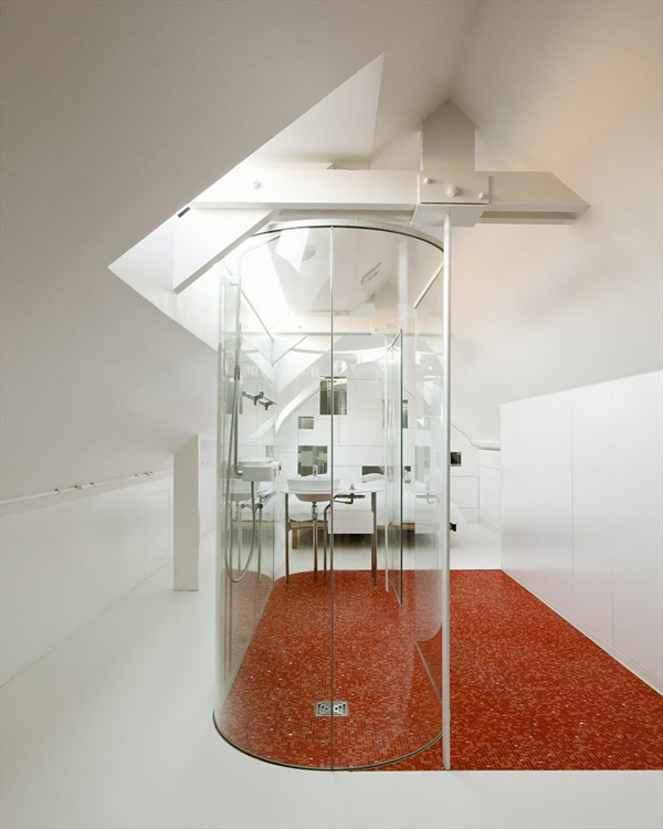 现代简约带玻璃墙浴室的卧室设计丨Arquitectura M-9