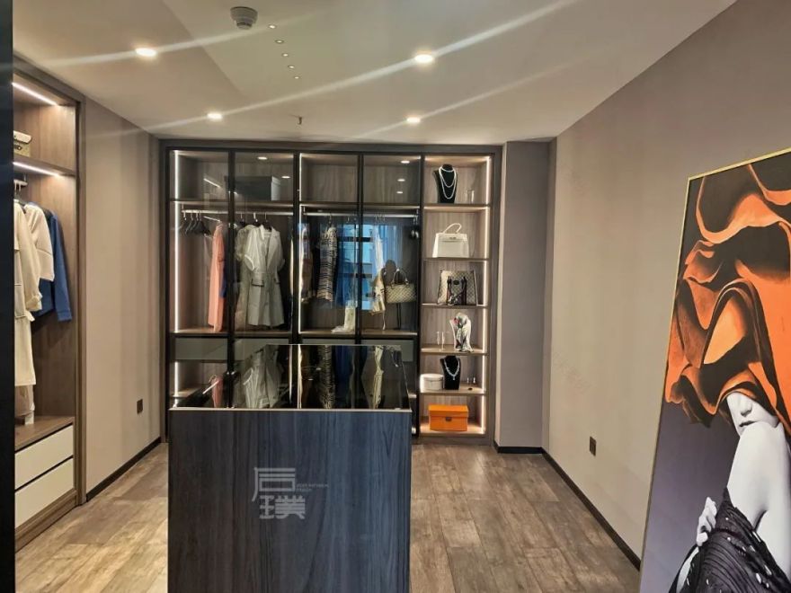 小户型衣帽间设计指南,3㎡空间也能打造炫酷衣帽间-51