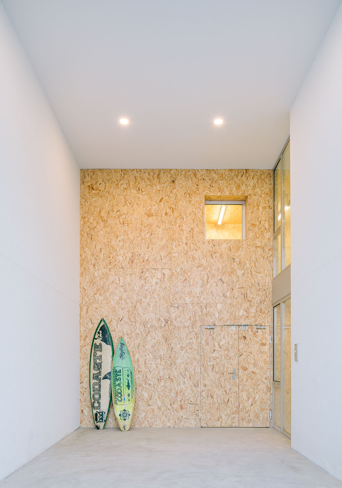 arenas basabe palacios |   BOX IN THE BOX-11