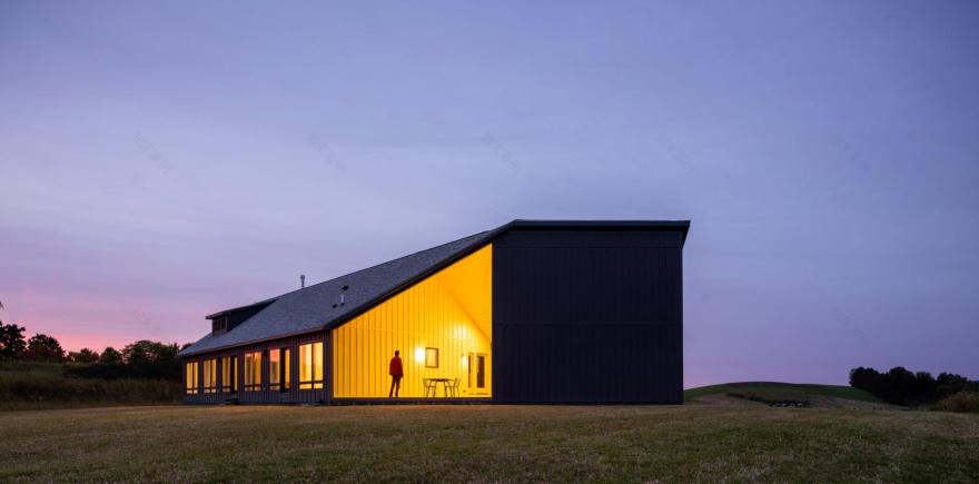 Granja Oblonga en Mill Brook Valley-12