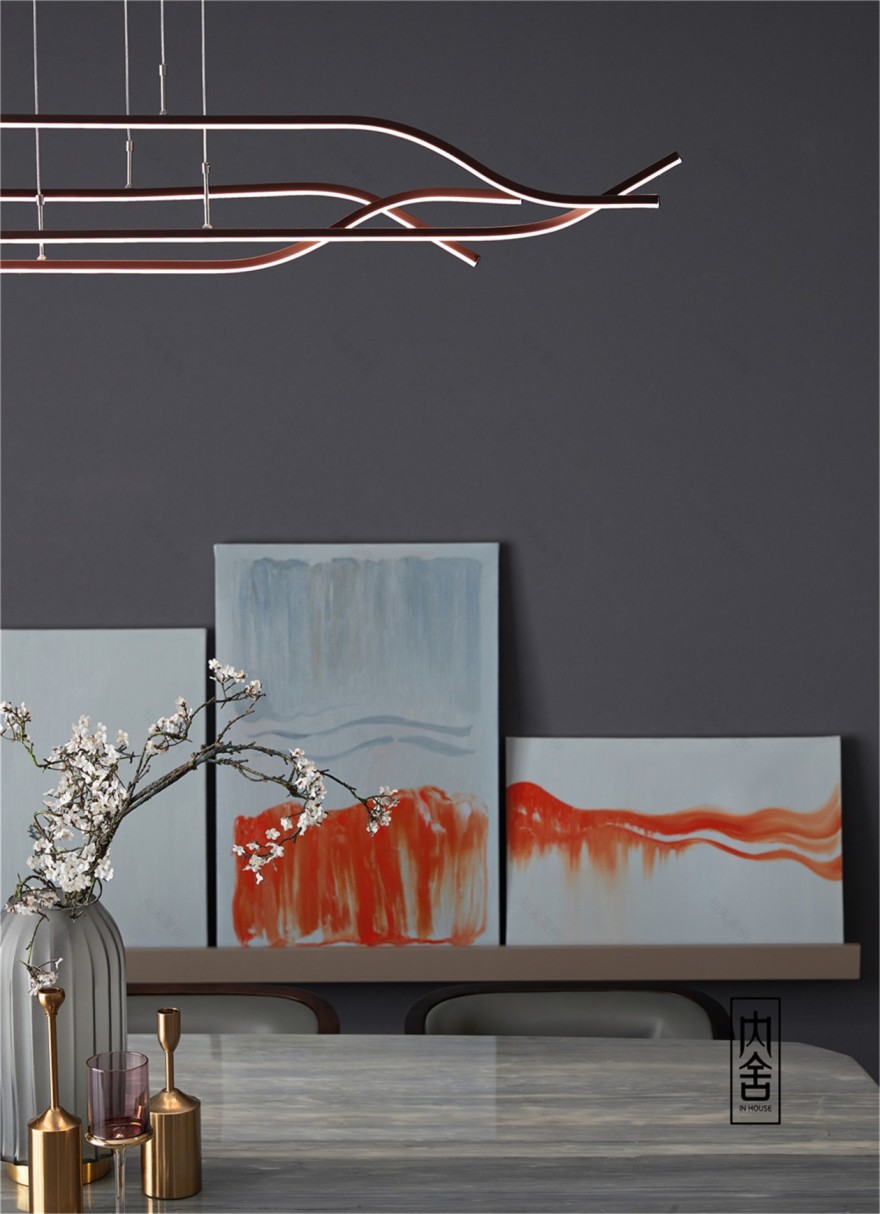 灰色调与橙色的碰撞,打造静谧优雅家居空间-2