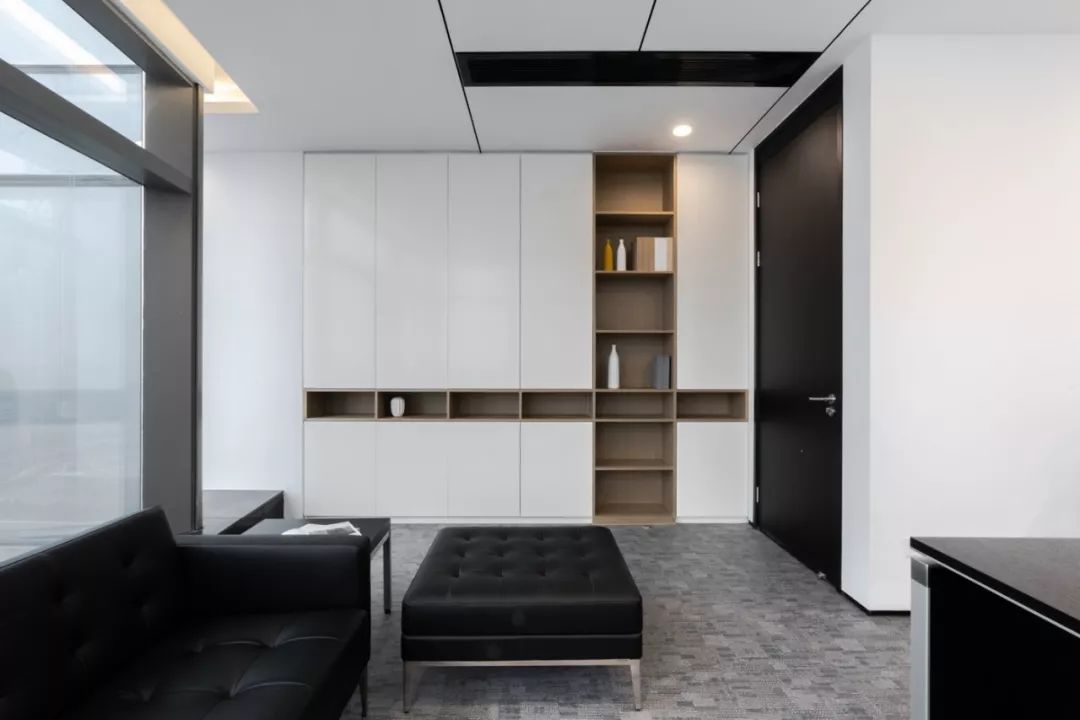 传统匠心情怀的办公空间设计-29