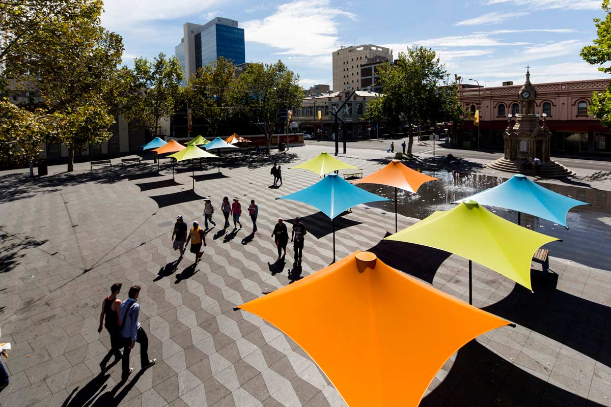 百年广场,帕拉马塔-8