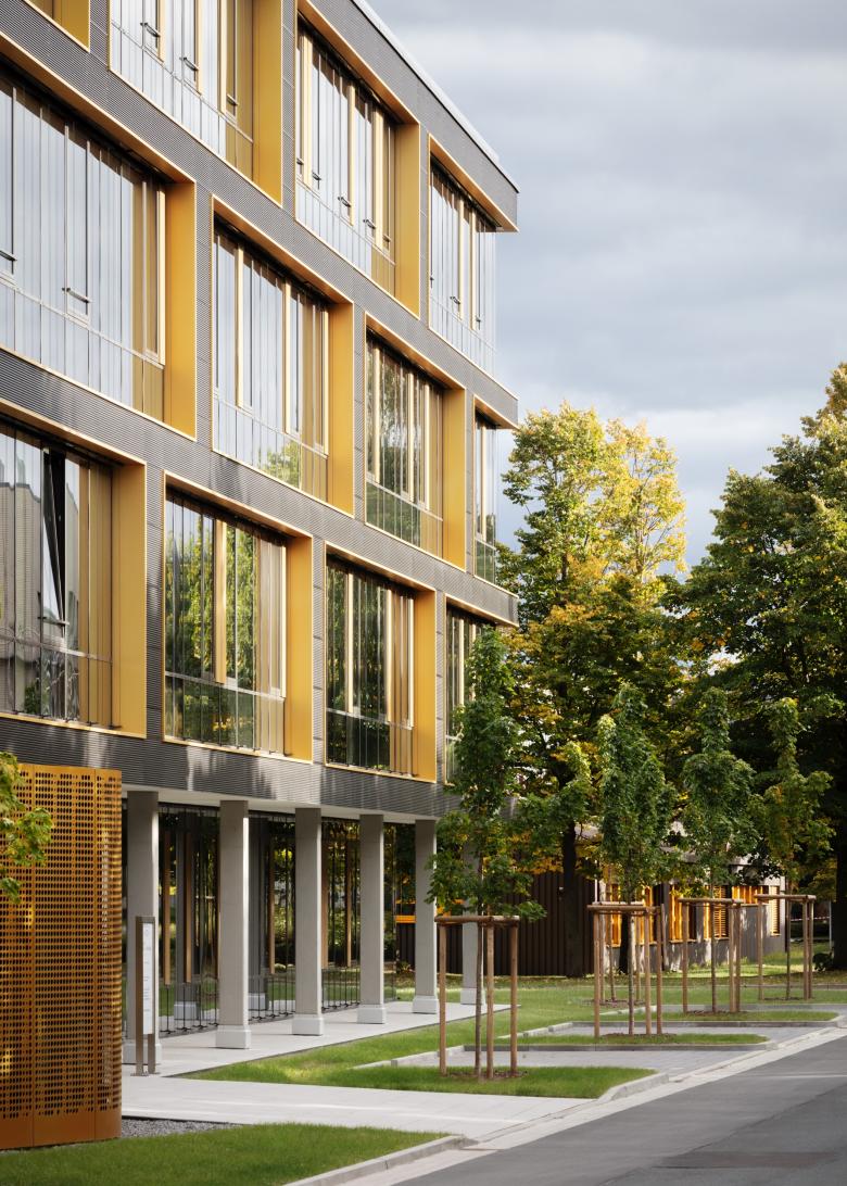 doranth post architekten GmbH丨Neubau Zentrum für Wirkstoffforschung und funktionelle Genomik丨德国-4