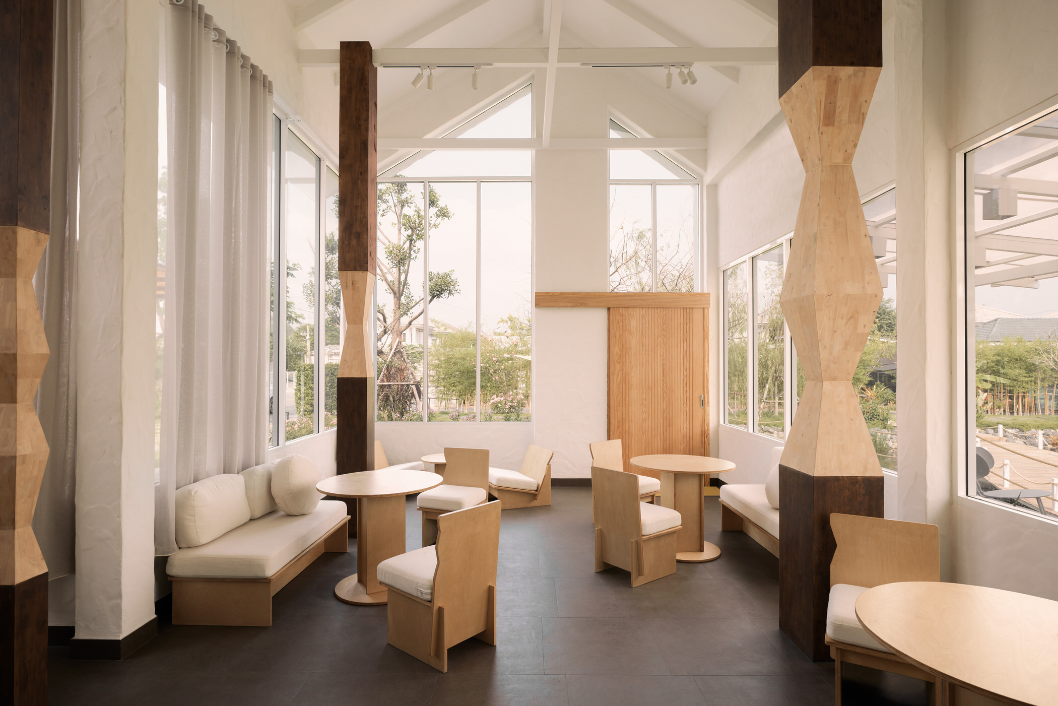 Best of Hospitality Interiors & Architecture | 2024 Archive.-34