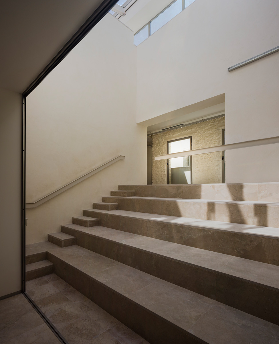 弗拉门戈解读中心，西班牙 / garciatorrente architects-21