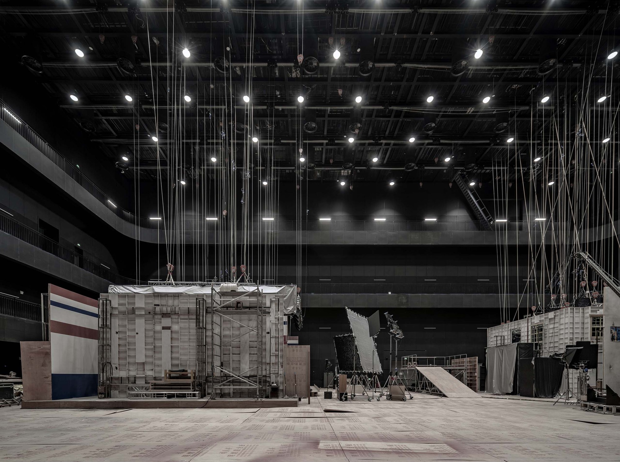 首钢制氧厂 3350 车间室内改造丨中国北京丨弘石设计-50