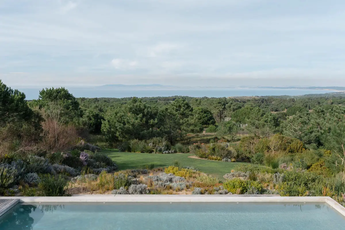 葡萄牙海滨现代别墅，景观与自然完美融合-45