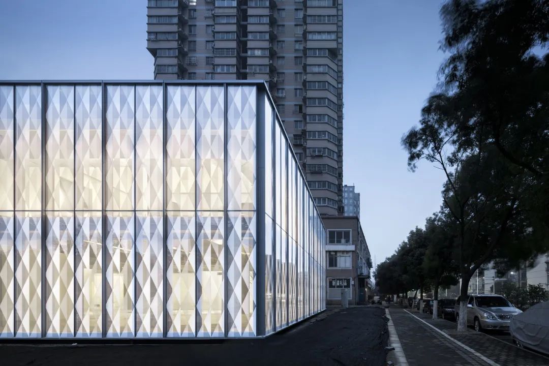 金基尚书里展示厅 | 虚幻灯笼般的玻璃建筑-30