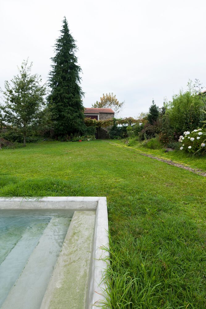 葡萄牙 Coura 简约度假屋丨Luís Peixoto-31