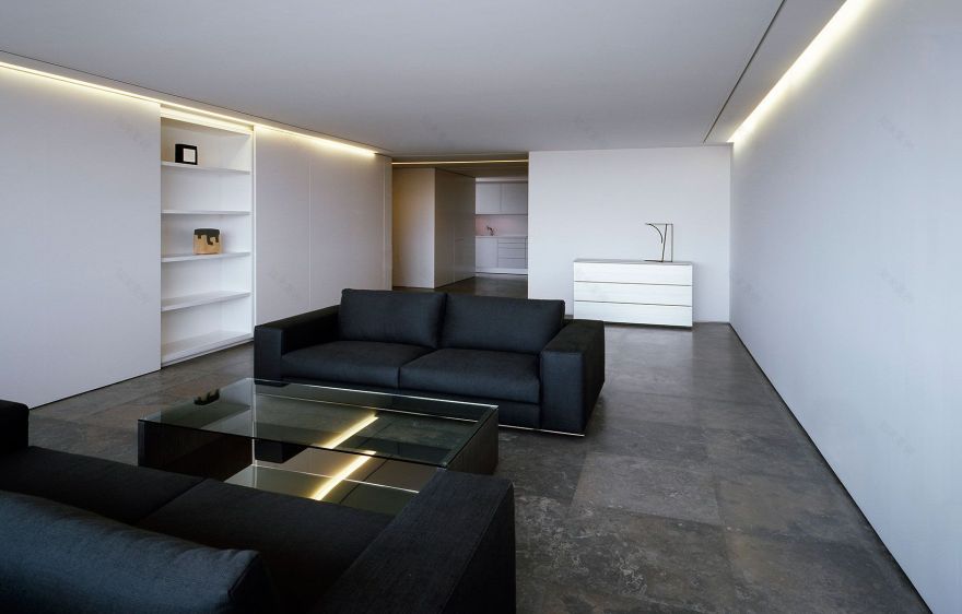 巴伦西亚翻新顶层公寓,现代风格与实用性的完美结合-9