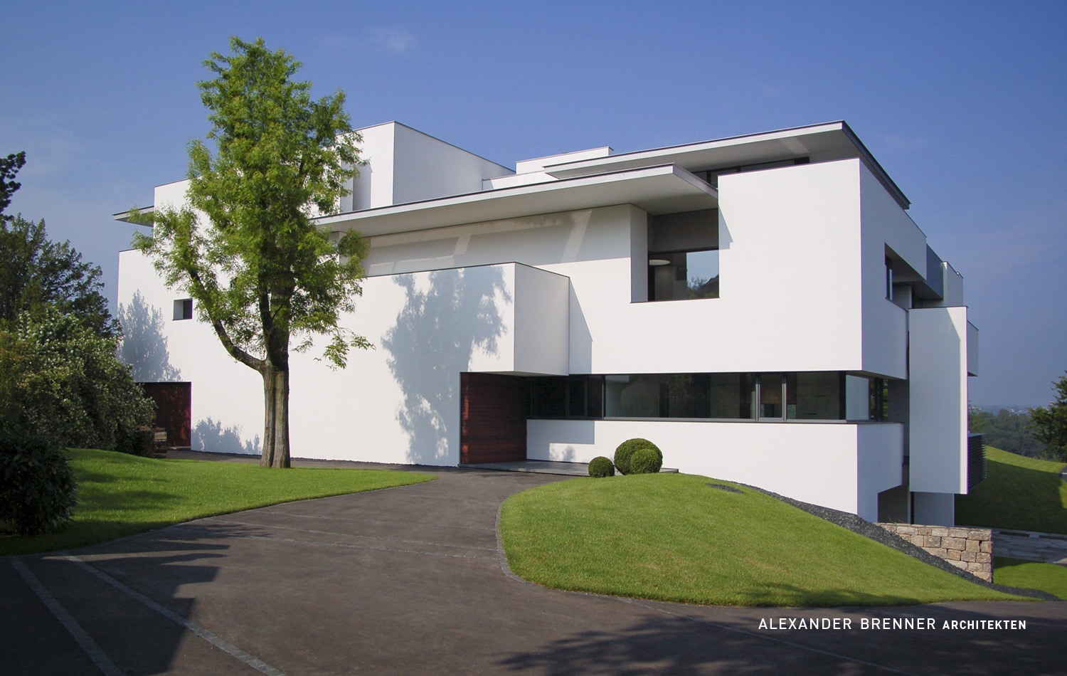 House Am Oberen Berg Alexander Brenner Architects-18