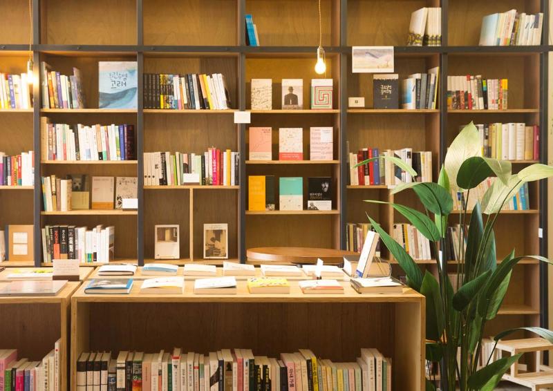 温情的书店与民宿设计 | 完美的一天-3