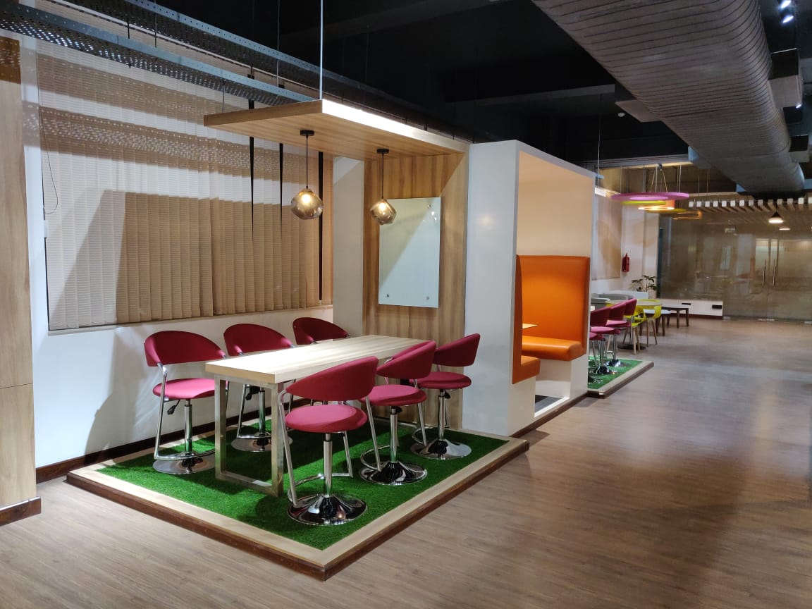 DesignWud Interiors 打造 3000-5000 平方英尺的现代办公空间-12