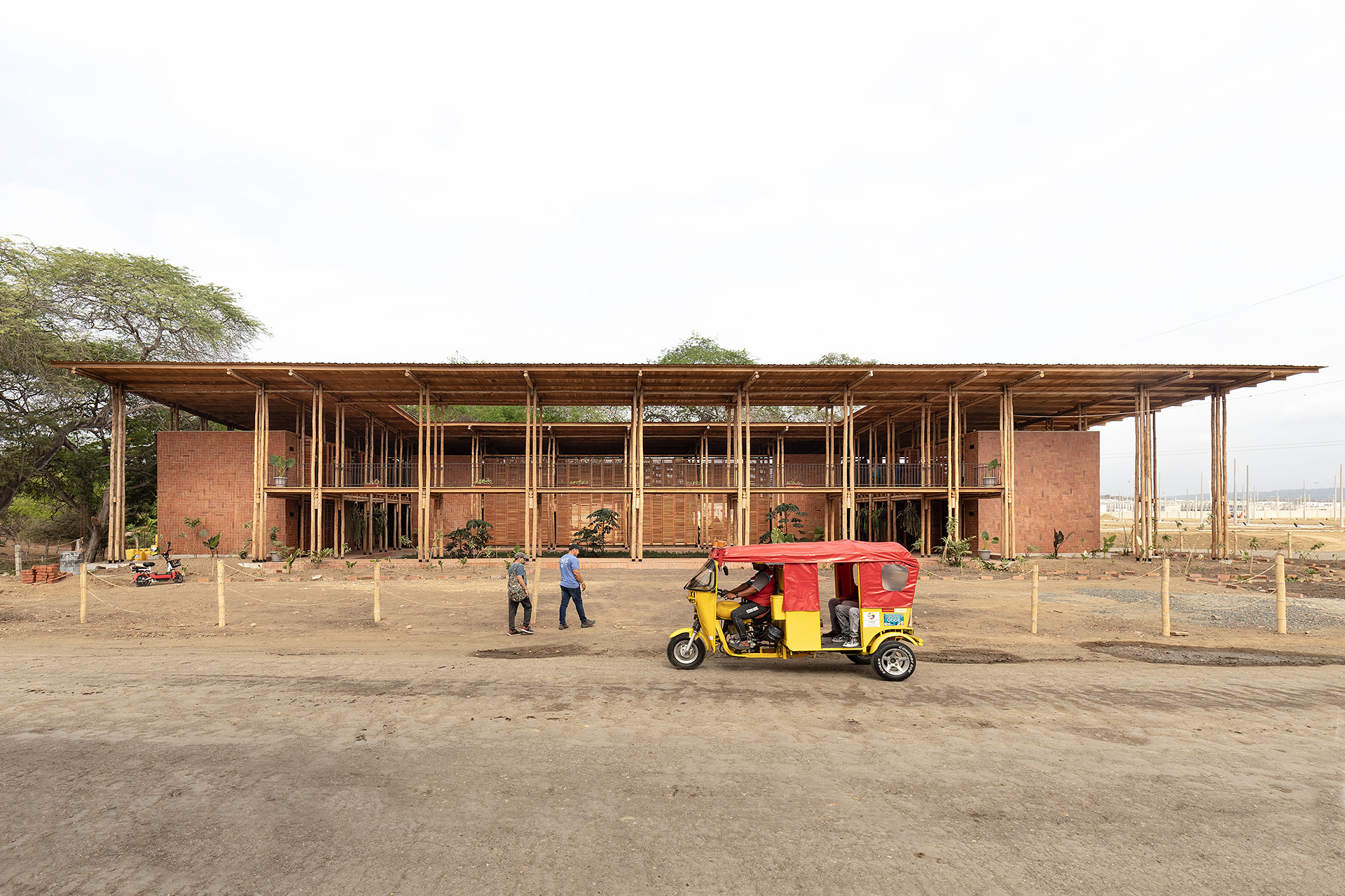 Community Productive Development Center Las Tejedoras / Natura Futura Arquitectura + Juan Carlos Bamba-53