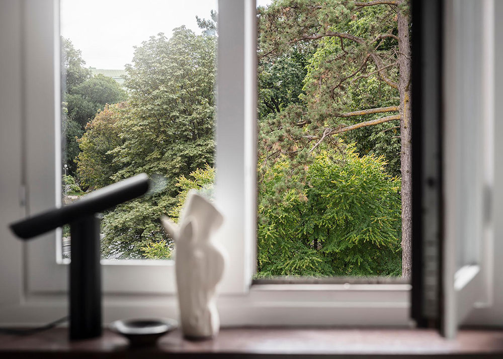 哥德堡优雅公寓，极简设计突显百年建筑之美-12