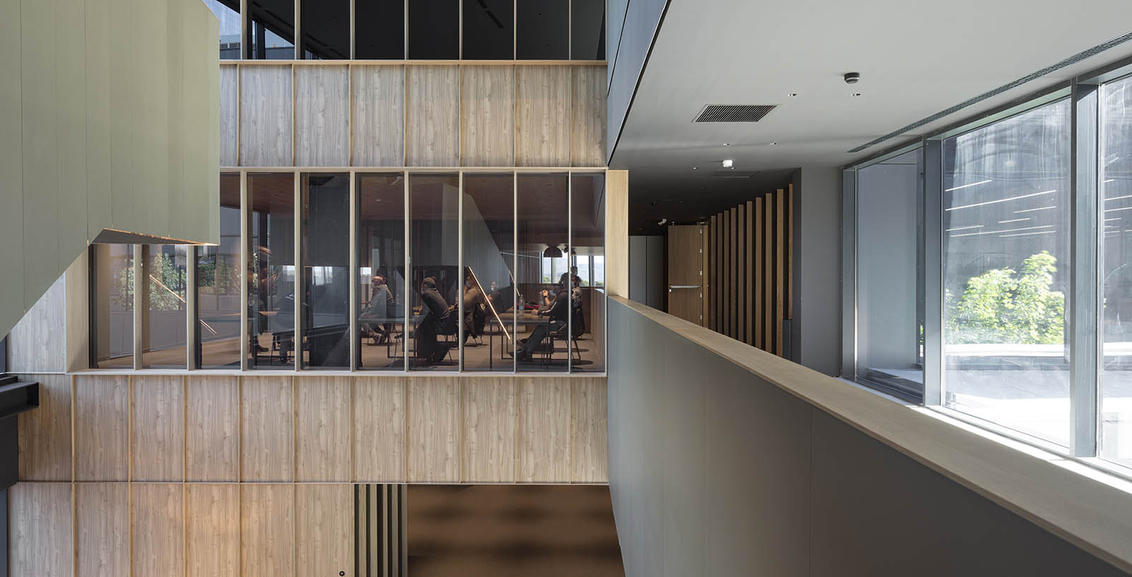 电力电子办公大楼和生产设施丨西班牙丨IDOM-14