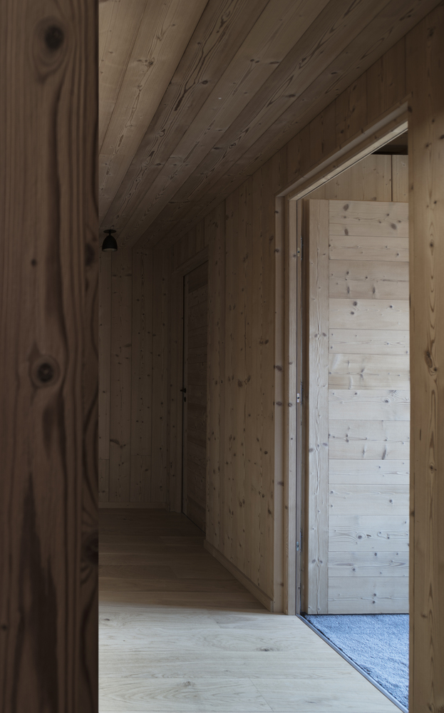 Mountain House  Studio Razavi architecture-56