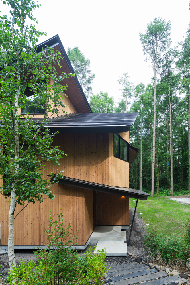 度假别墅中的自然之旅丨日本丨Naruse Inokuma Architects-12