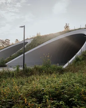 Kinder Land Bridge and Cyvia and Melvyn Wolff