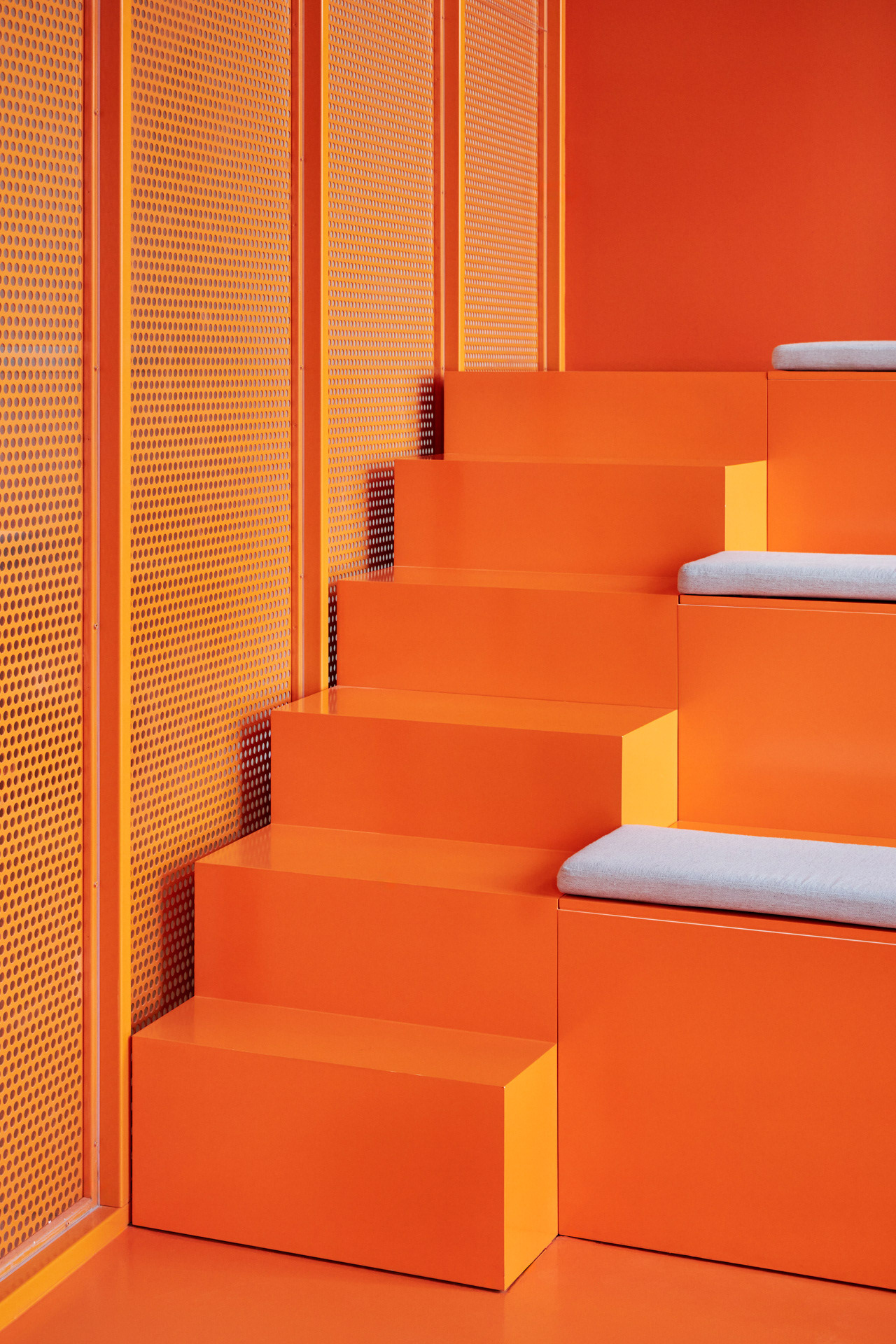 GYMNASIUM 运动中心，健身房丨阿联酋迪拜丨Egor Bogomolov-13