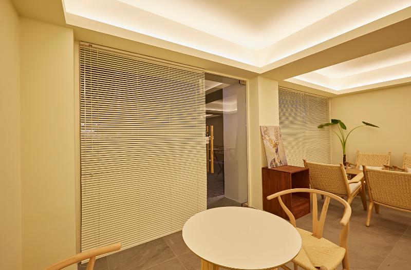 简约 18 坪咖啡厅，点睛之笔的咖啡元素-15