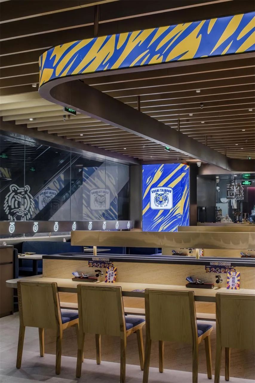 大虎寿司 · 潮牌视角下的深圳回转寿司店丨中国深圳丨再建筑事务所-28