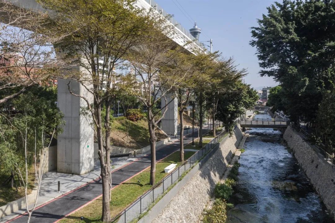 台中绿空铁道1908（台中绿空铁道轴线计划）丨中国台中丨Mecanoo,上典景观,谢文泰建筑师事务所-39