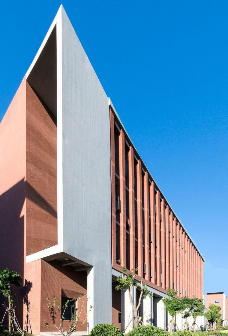 天津大学新校区水土建教学组团A·综合楼-6