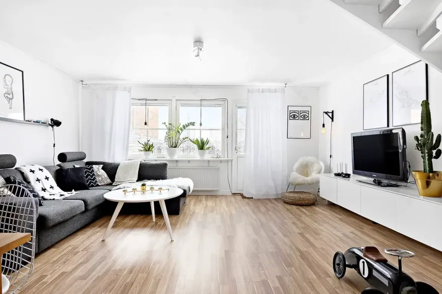 红墙白里,现代家庭的理想之居-8