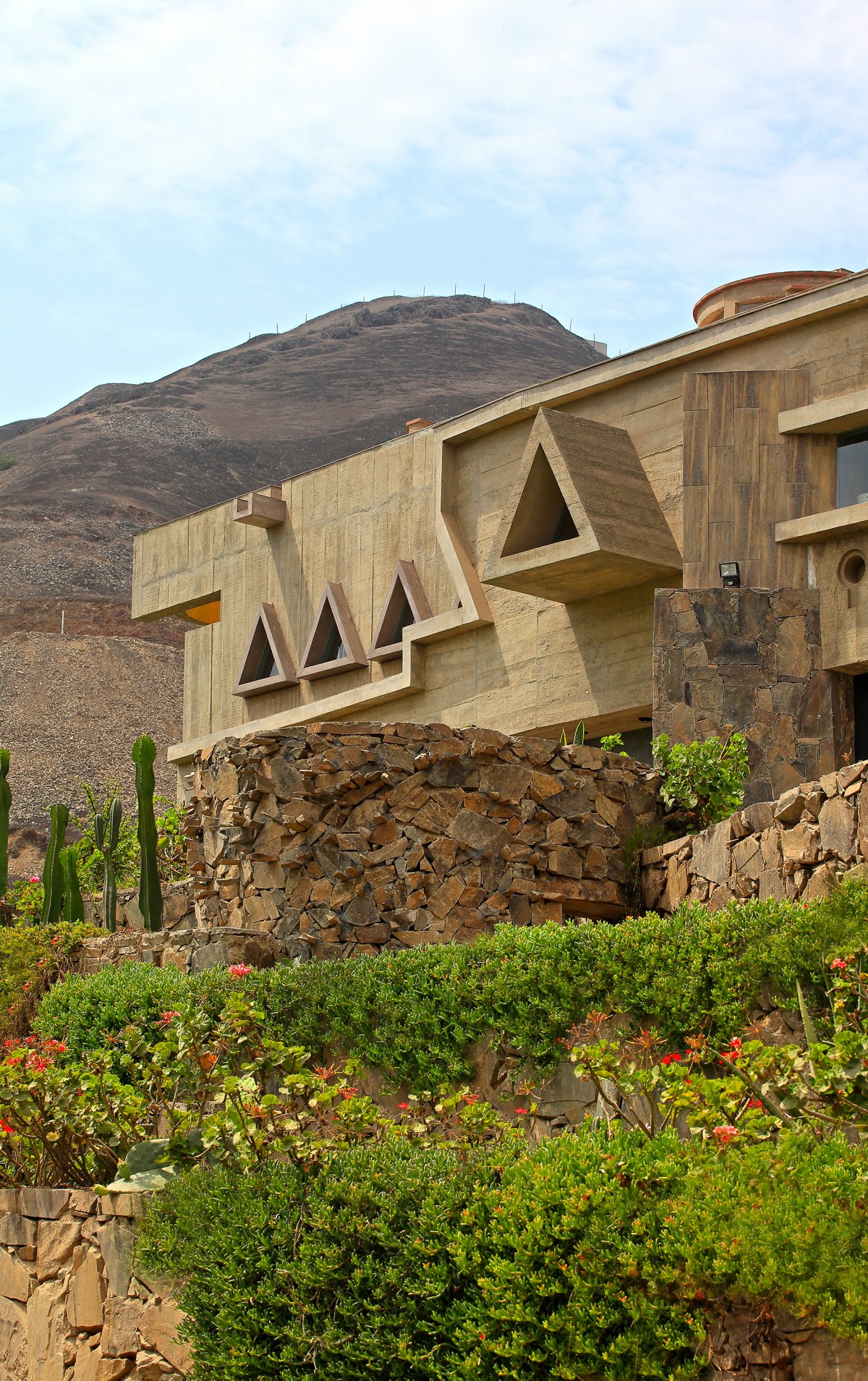 查尔帕斯房屋作坊丨Luis Longhi-1