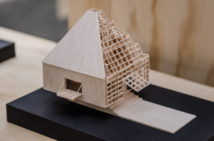 'Arquitectura y Madera'展览丨智利丨圣塞瓦斯蒂安大学建筑学院-17